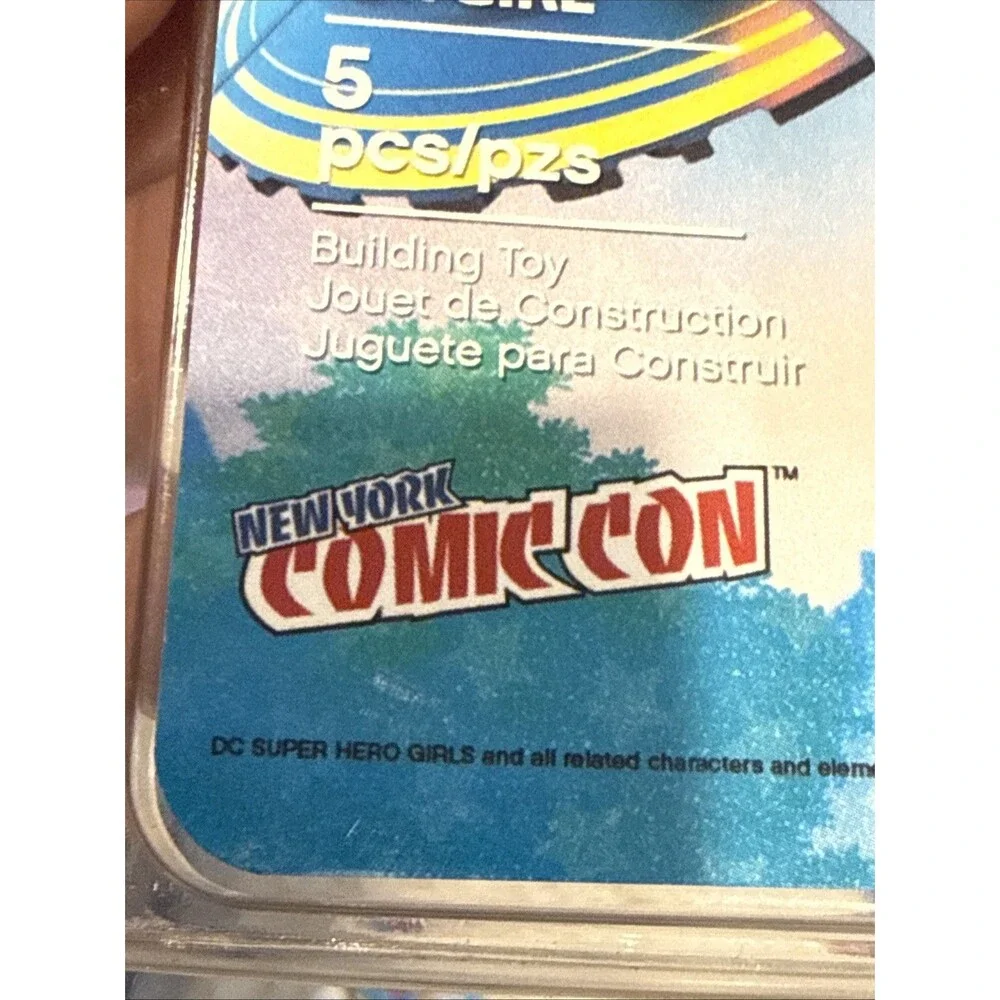 LEGO DC: Batgirl Minifigure Blister NYCC 2016 Exclusive New York Comic Con Rare